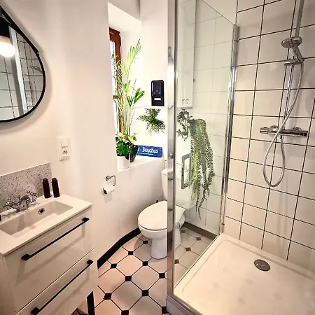 شقة Belle Reine - 3 En Coeur De Centre-ville إيكس ليه با